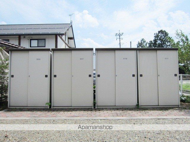 フレグランスT・M E棟の外観写真
