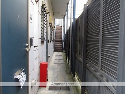 ヴィルドリオンⅡ[1K/18m2]のエントランス1