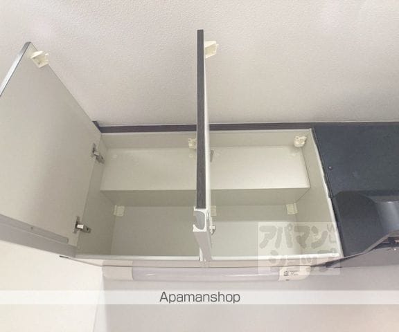 エターナルコート三条の内装写真