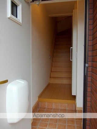 ヴィラヴェール[2LDK/56.47m2]の玄関