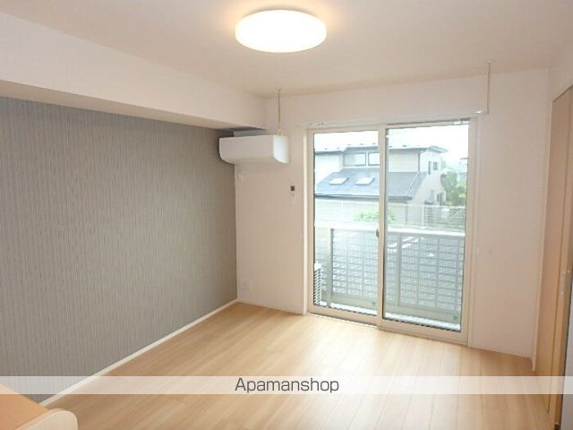 スヴァーラ新井田の内装写真