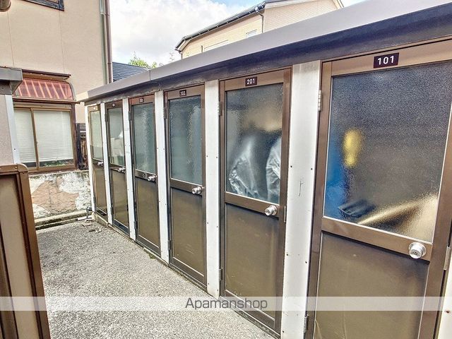 フレグランス1Fの玄関写真