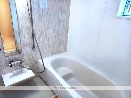 グローリアス　ＩＩＩ[1LDK/53.48m2]のバス