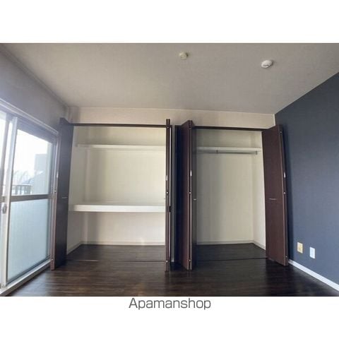 マンション緑黒石B棟の内装写真