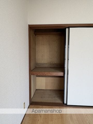 らん村伊12の内装写真