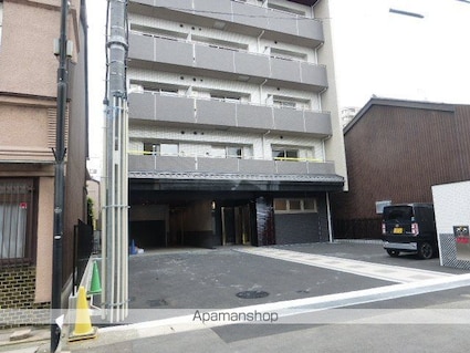 滋賀県大津市京町２丁目[事務所/30.62m2]の駐車場