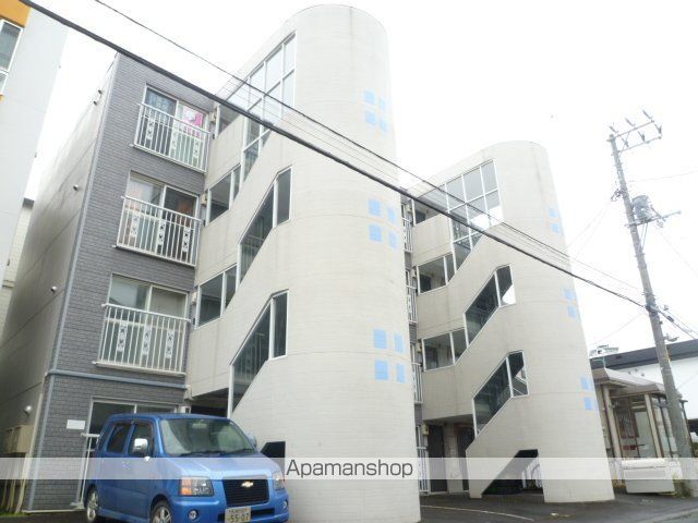 ルピナス南平岸の外観写真