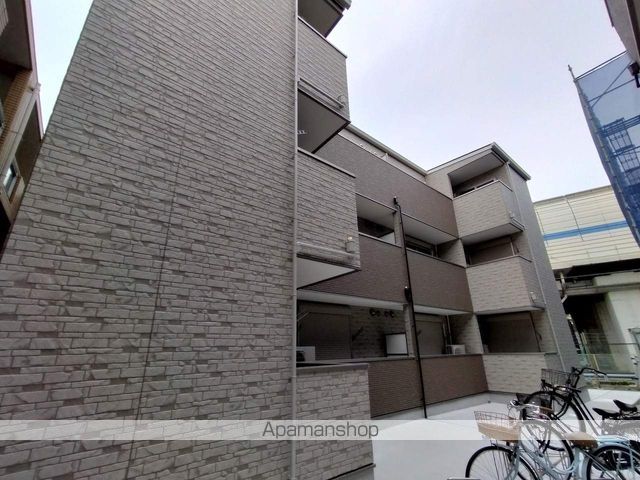 サンプレミアム江坂の外観写真