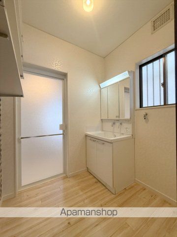 旭1丁目戸建ての内装写真