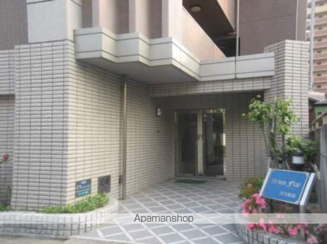 アーバンフラット博多駅南の外観写真