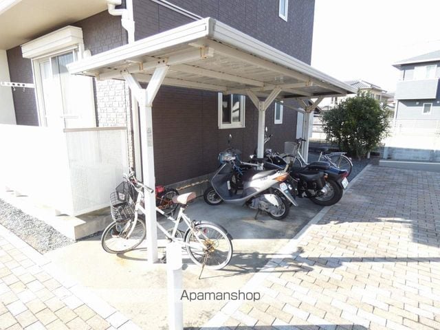 I’s garden Bの外観写真