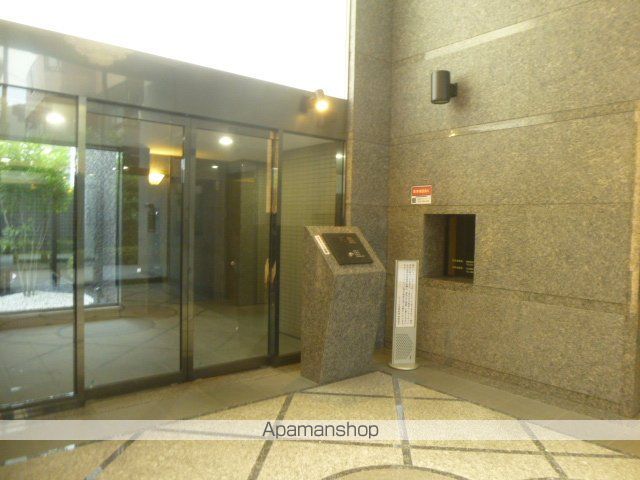 ルーブル武蔵新城の玄関写真