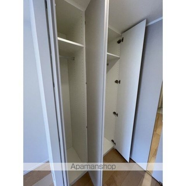 ＬａＳａｎｔｅ桜新町[1K/25.75m2]の収納