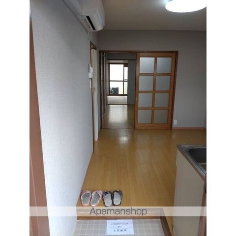 西林マンションの内装写真
