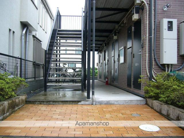 アムール 鵜野森の内装写真