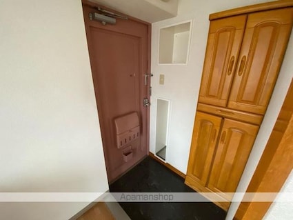 番町田村館[1R/18.78m2]の玄関