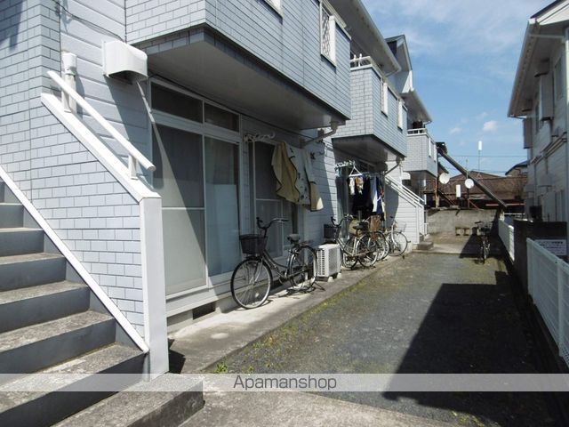 アミューズシバタAの玄関写真