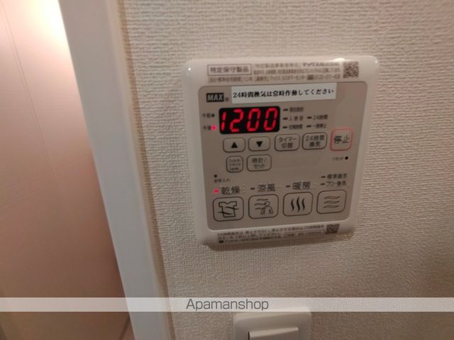 アドバンス西梅田フォルンの内装写真