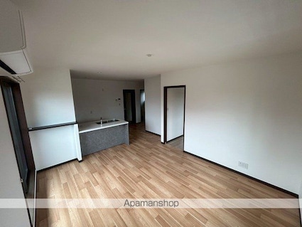 広島県福山市新涯町１丁目[2SLDK/61.7m2]のリビング・居間