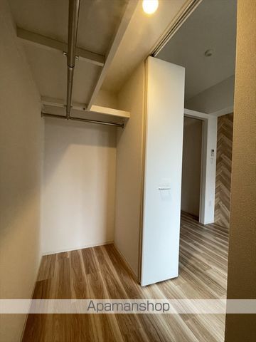 セレニテ堺筋本町プリエの内装写真