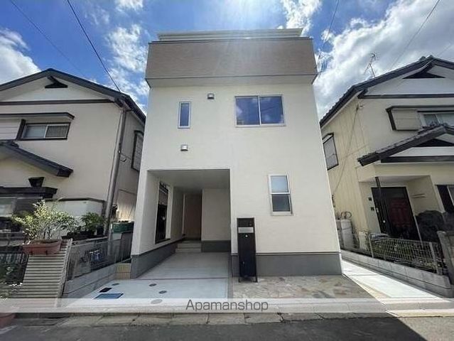 さいたま市南区 3階建 築4年の外観写真