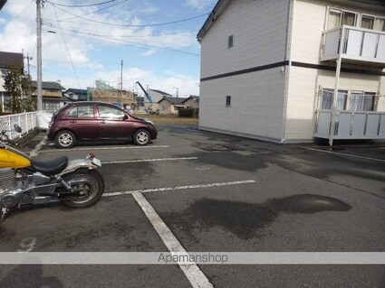 サープラス３Ｍ　Ｂ棟[2DK/44.71m2]の駐車場