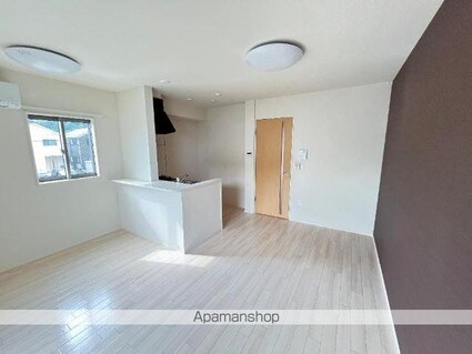 グランドゥール宮前[1LDK/42.89m2]のリビング・居間2