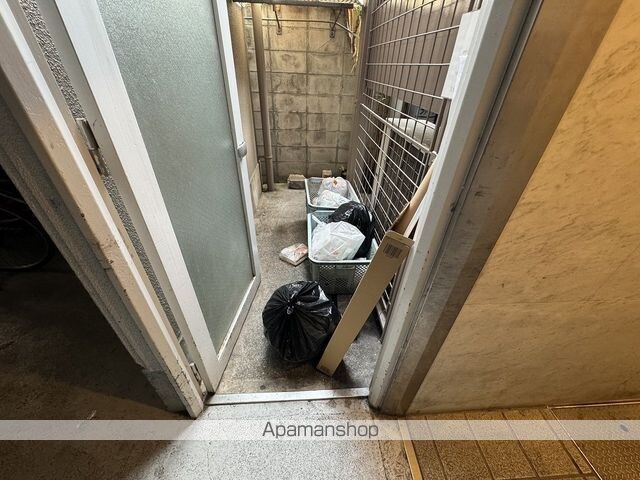 広島県広島市中区大手町５丁目[1K/17.6m2]の共用部3