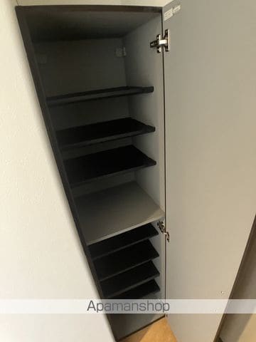 T147の内装写真