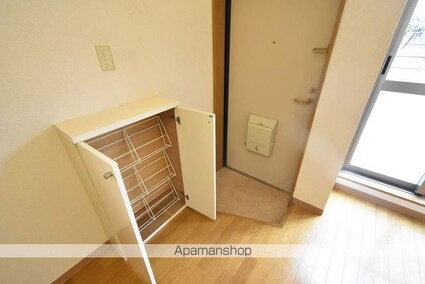 東京都立川市曙町１丁目[1R/15.27m2]の玄関