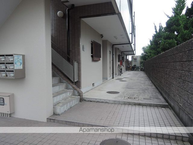 フローラル南上町の玄関写真