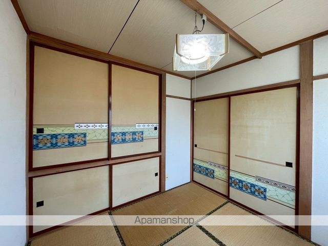 川原井貸家の内装写真
