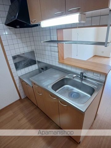 レフィナードAの内装写真