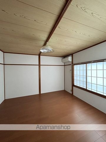 コーポ浮中の内装写真
