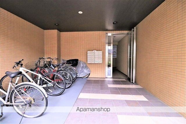 Eラオジアーの内装写真