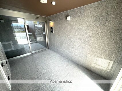 ジュエルズ　Ｂｅ[1K/29.7m2]のエントランス2