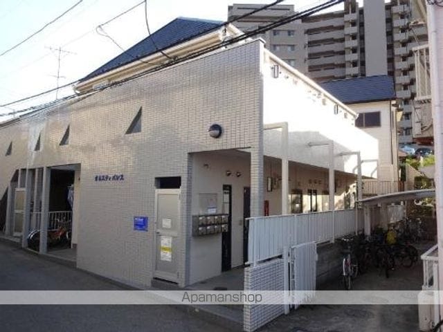 オネスティパレスの外観写真