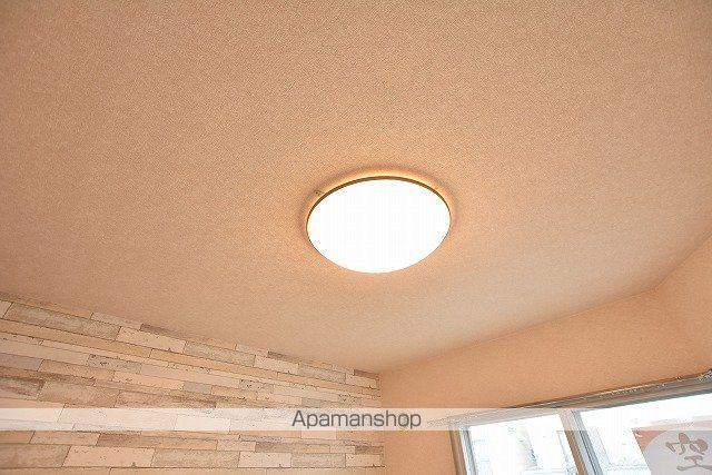 メゾンエクレーレ北35条の内装写真