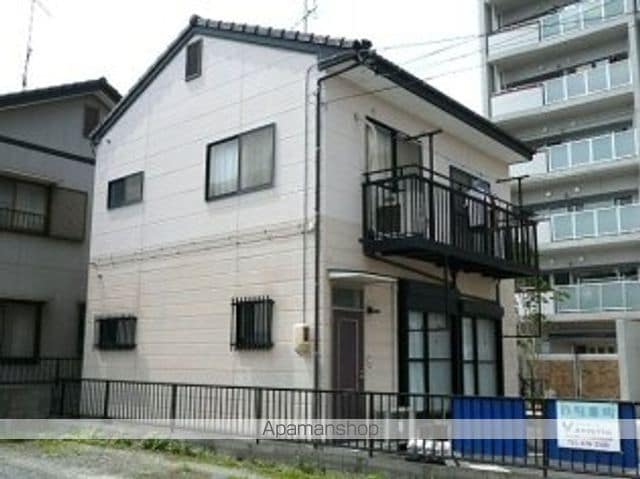 イーストハウス