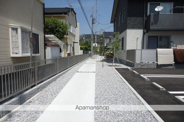 シャーメゾン中久万　Ａ[2LDK/58.19m2]の共用部3