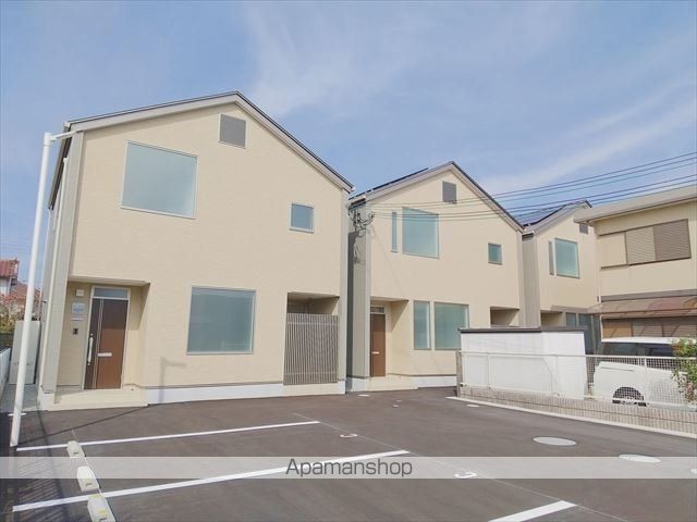 パイエティヨシマン[3LDK/97.7m2]の外観1