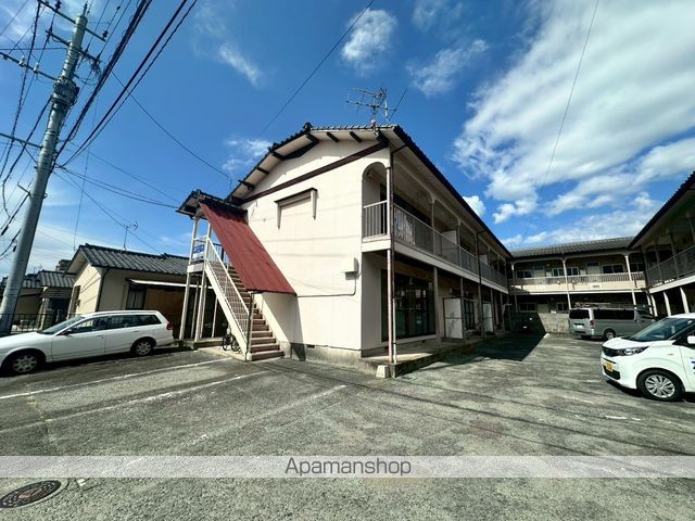 山下アパート2号棟の外観写真