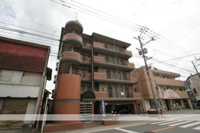 保田窪プラザマンションの外観写真