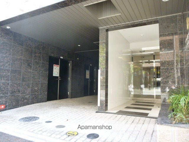 レジデンシャルヒルズ上呉服の玄関写真