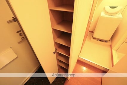 レオパレスアイリ[1K/23.18m2]の玄関