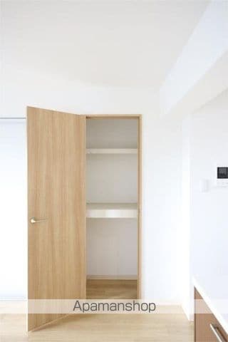 CLAST 1の内装写真