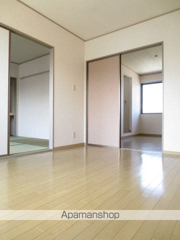 ファミール小春の里 A棟の内装写真