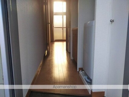 レオパレス未来[1K/19.87m2]の玄関