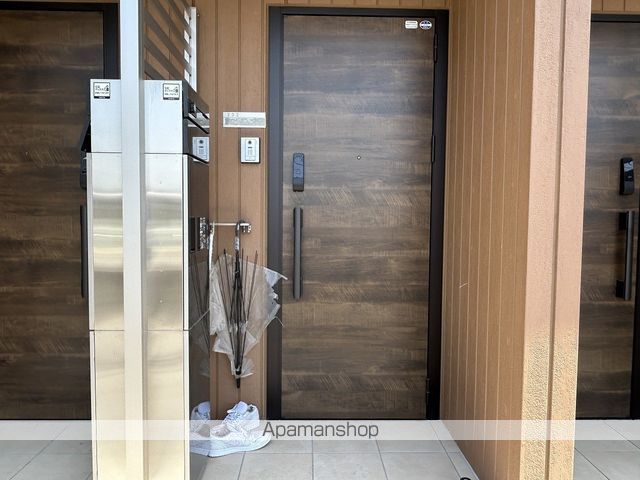 アマネセルIIの玄関写真
