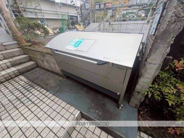 ロイヤルヒルの外観写真